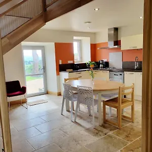 Charmante Maison Totalement Renovee Saint-Géron